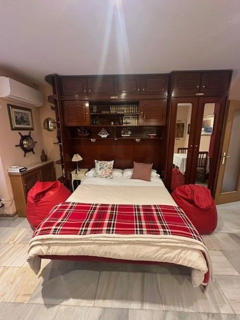 Estudio en calle de Juan de la Hoz, 28