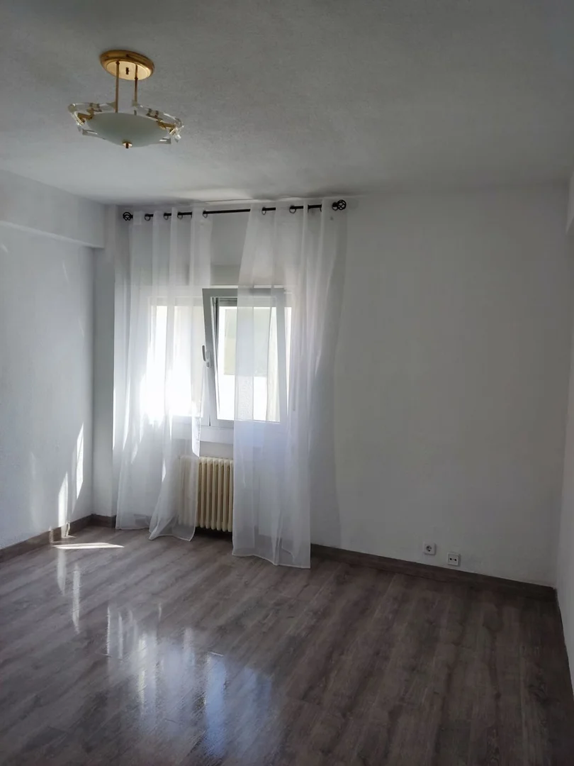 Piso en calle de Alcalá, 370 - Foto 8