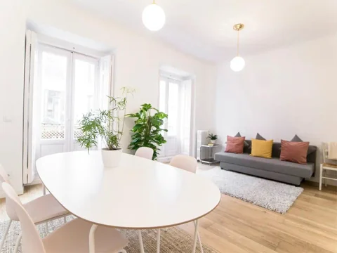 Piso en  Calle de Manuela Malasaña 19 - Foto 5