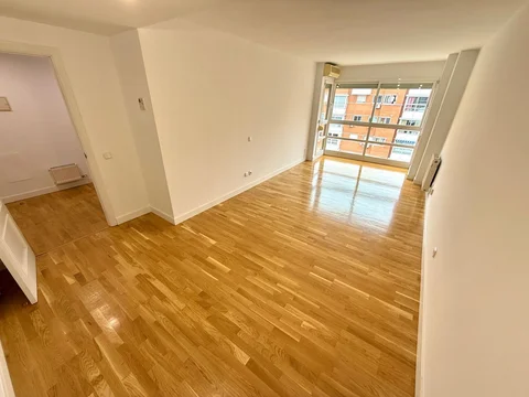 Piso en calle de María Tubau, 17 - Foto 1