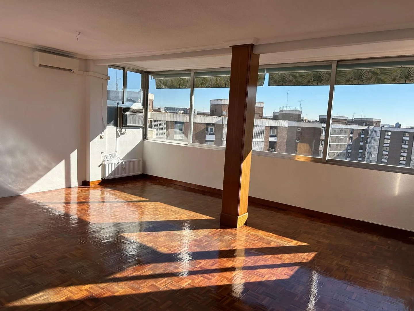 Piso en calle de Oña, 95 - Foto 1