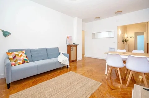 Piso en calle Portal de Belén, 4 - Foto 1