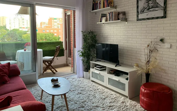 Piso en Calle de la Isla de Arosa, 45 - Foto 1