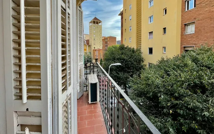 Piso en Calle d'Olzinelles, La Bordeta - Foto 10