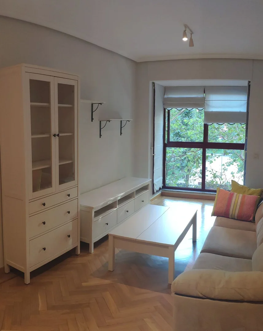 Piso en calle de Melilla, 41 - Foto 1