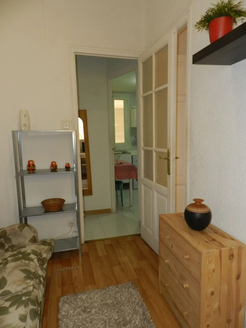 Piso en calle Casino, 4