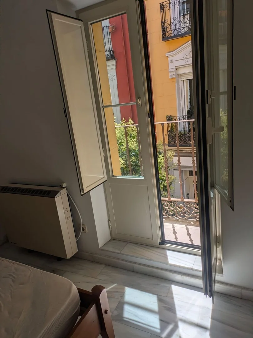 Piso en Calle de la Cava Baja, 27 - Foto 6
