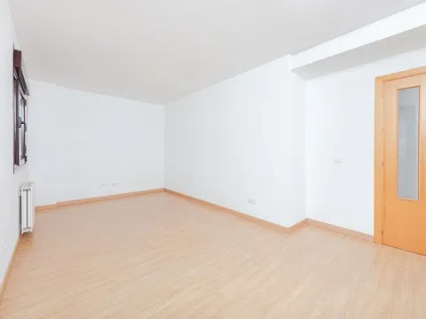 Piso en calle Valle de Boi - Foto 2