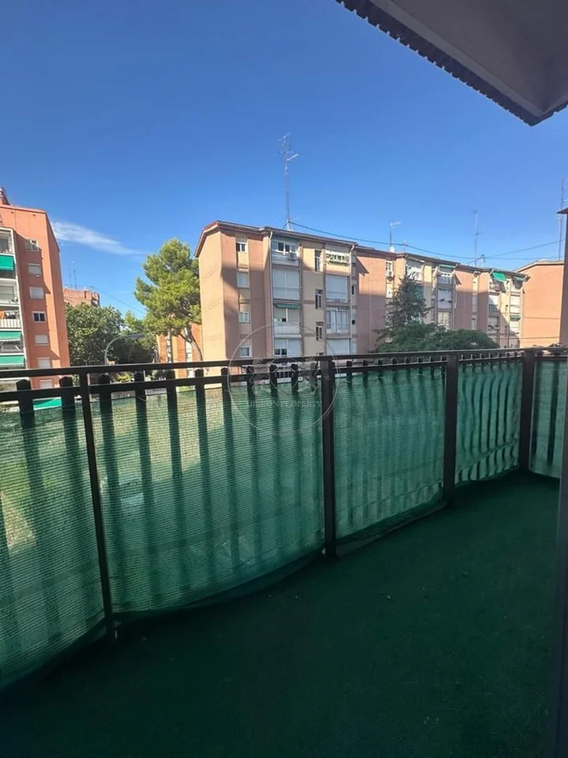 Piso en Calle de la Virgen de Aránzazu, Tres Olivos - Valverde - Foto 3
