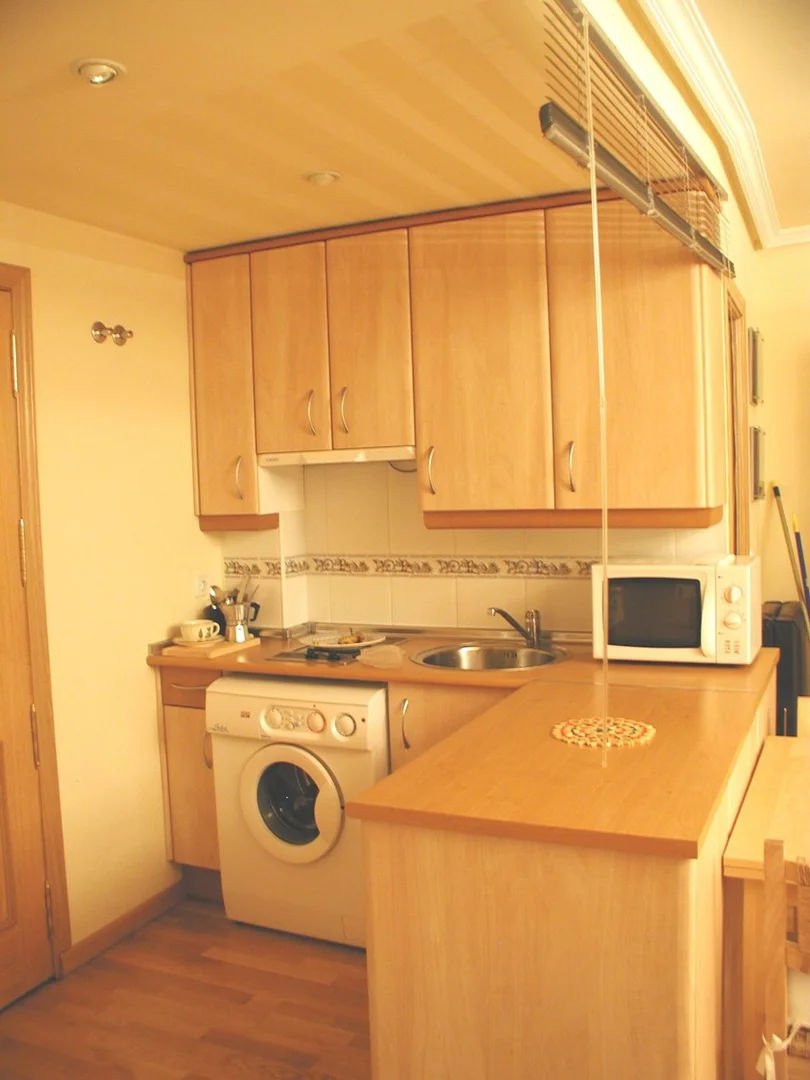 Estudio en Barrio Berruguete - Foto 9