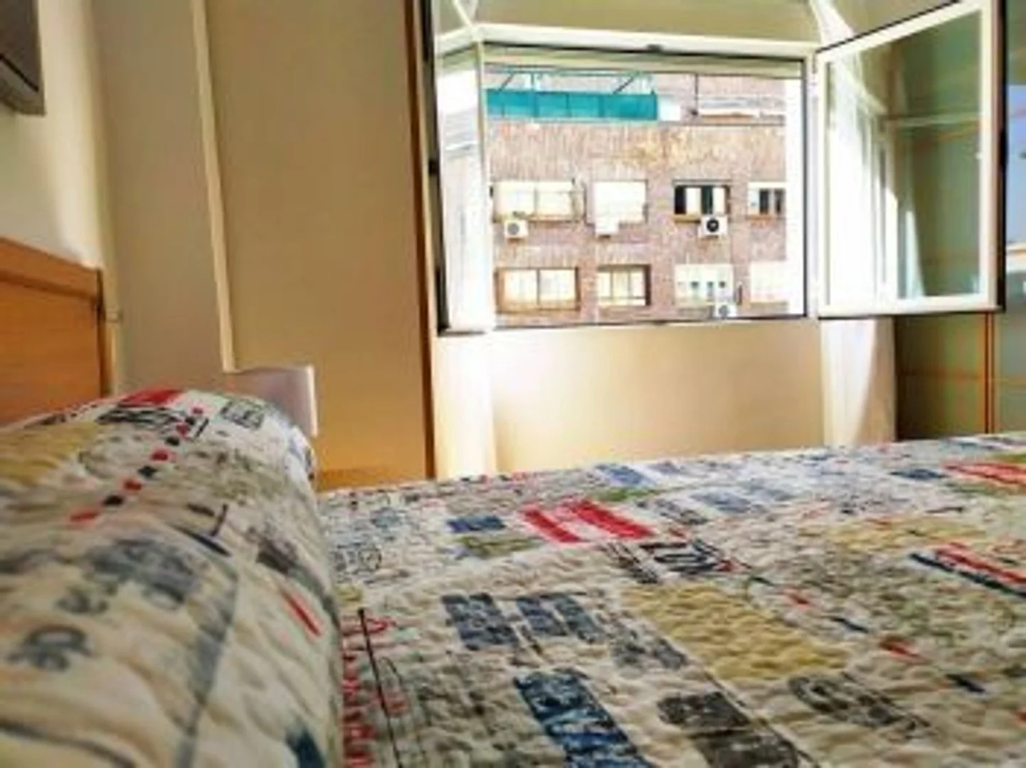 Piso en calle de Clara del Rey, 37 - Foto 2