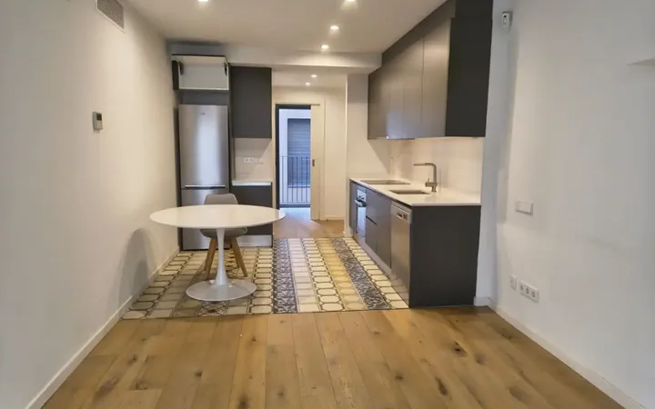 Piso en  Carrer de la Cera 55 - Foto 3