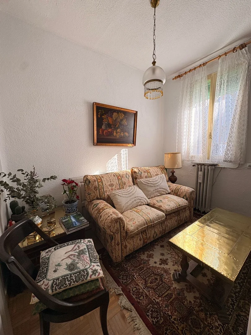 Piso en calle del Doctor Esquerdo, 32 - Foto 1