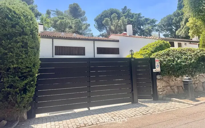 Chalet en  Calle de Guecho - Foto 4