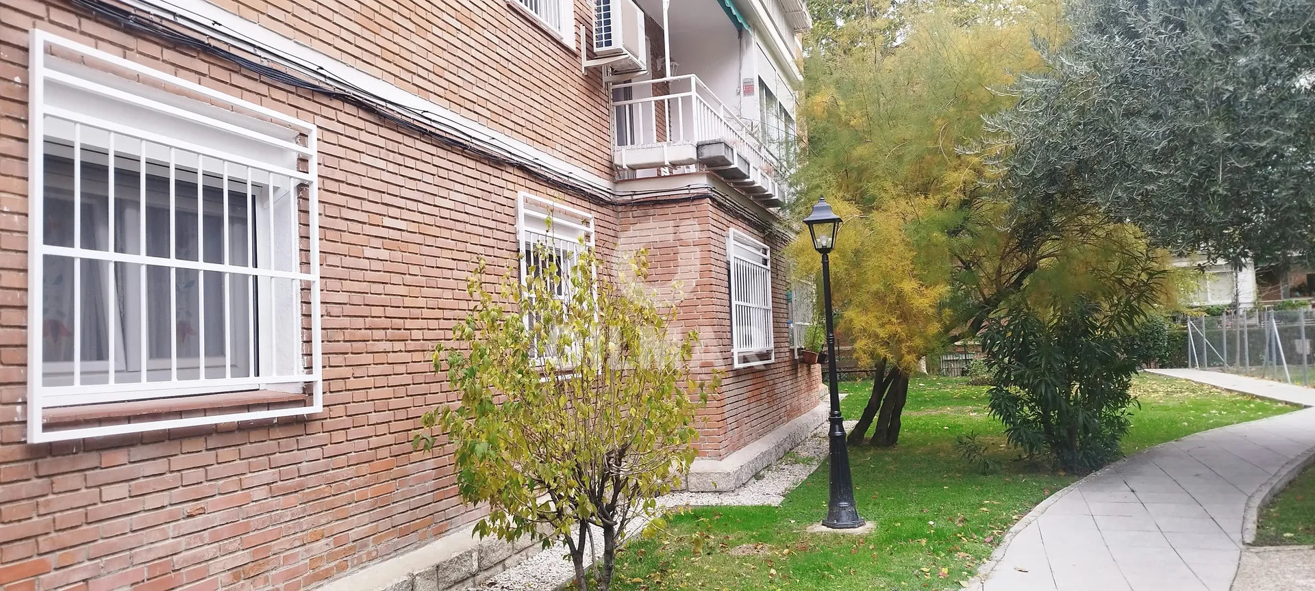 Bajo en Mirasierra, Madrid - Foto 43