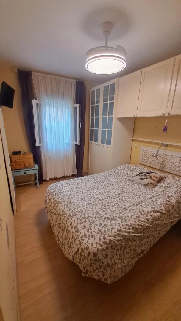 Piso en  Calle de Víctor Manuel III 8 - Foto 8