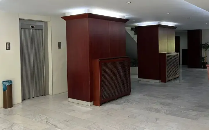 Apartamento en  Calle de Julián Besteiro 35 - Foto 2