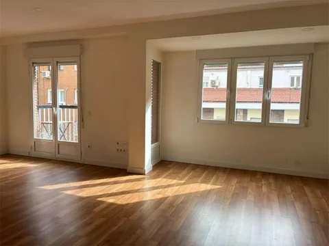 Piso en  Calle de Cristóbal Bordiú 3 - Foto 6