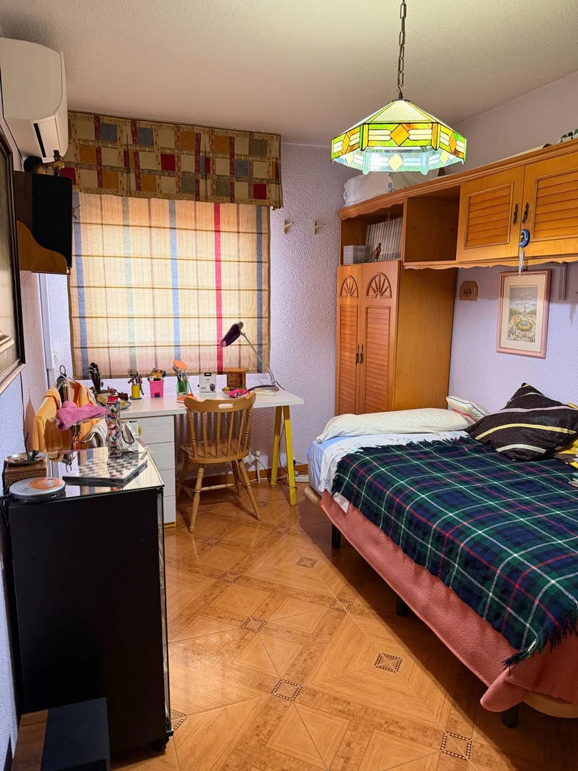 Chalet pareado en Barrio Orcasitas - Foto 23