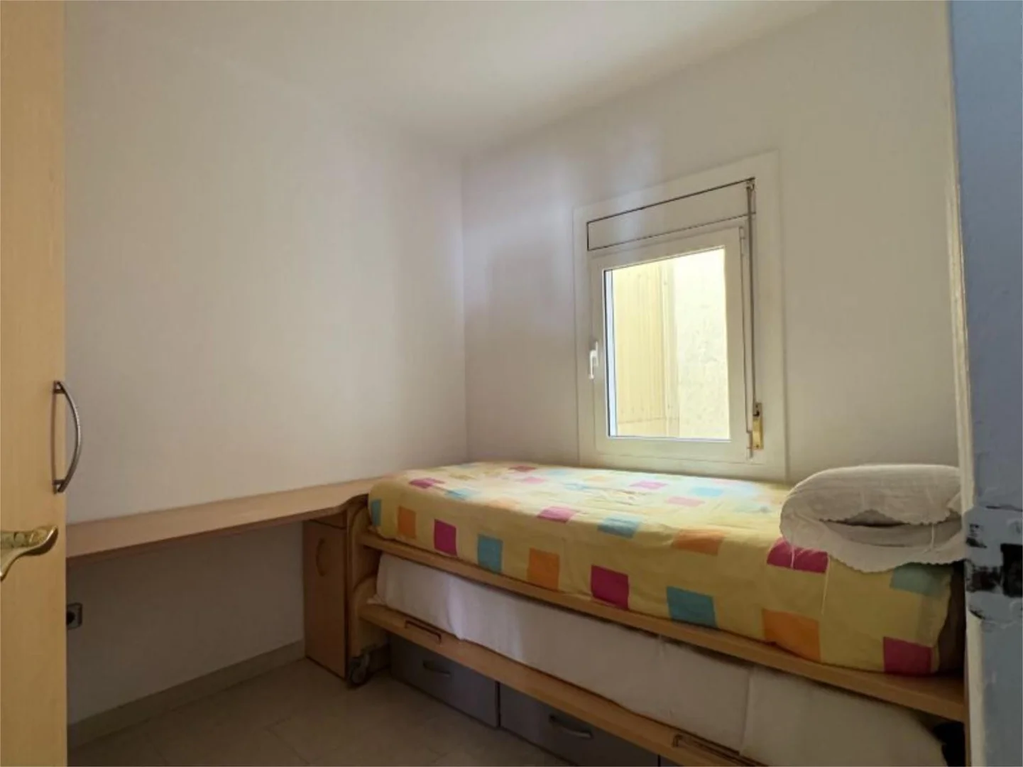 Piso en  Carrer de José Millán González 18 - Foto 6