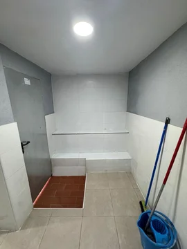 Estudio en plaza Roja de la Ciutat Meridiana, 1 - Foto 7