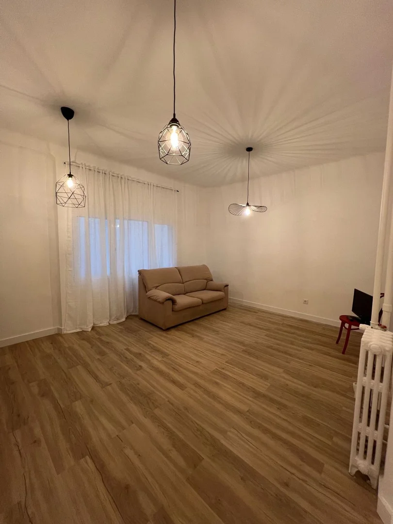 Piso en calle del General Díaz Porlier, 61 - Foto 1