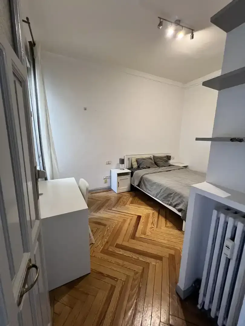 Piso en  Avenida de Menéndez Pelayo 25 - Foto 7