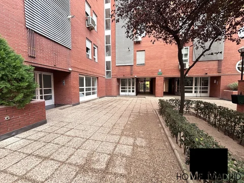 Piso en Bulevar de Indalecio Prieto - Foto 27