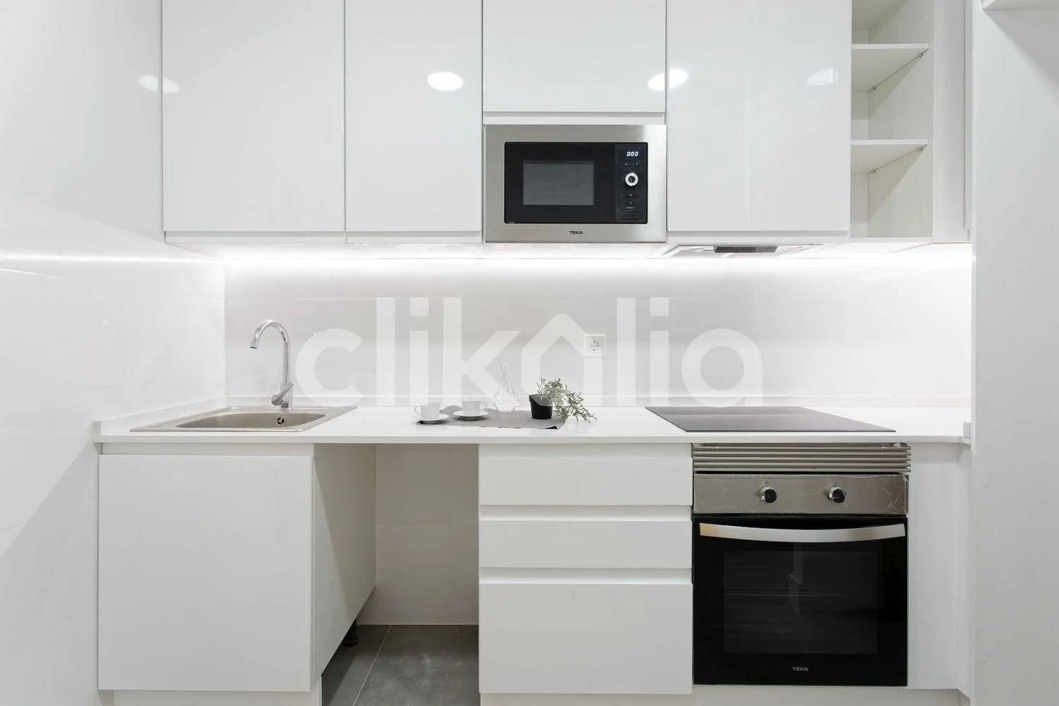 Piso en calle de Trafalgar - Foto 18