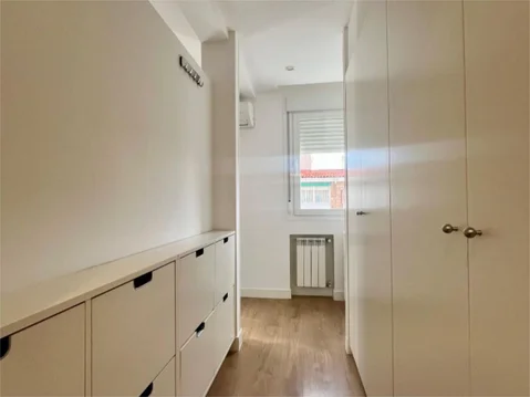 Piso en  Calle de César González Ruano 19 - Foto 10