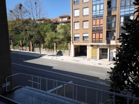 Piso en calle Tenderina Alta, 34 - Foto 1