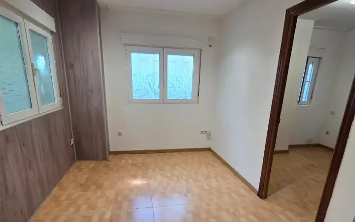 Piso en  Calle del Parque Eugenia de Montijo - Foto 6