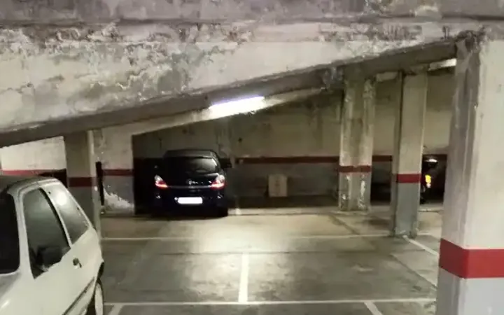 Garaje en  Carrer de Benet Mateu 34 - Foto 2