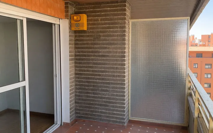 Piso en Calle de Melilla, 12 - Foto 2