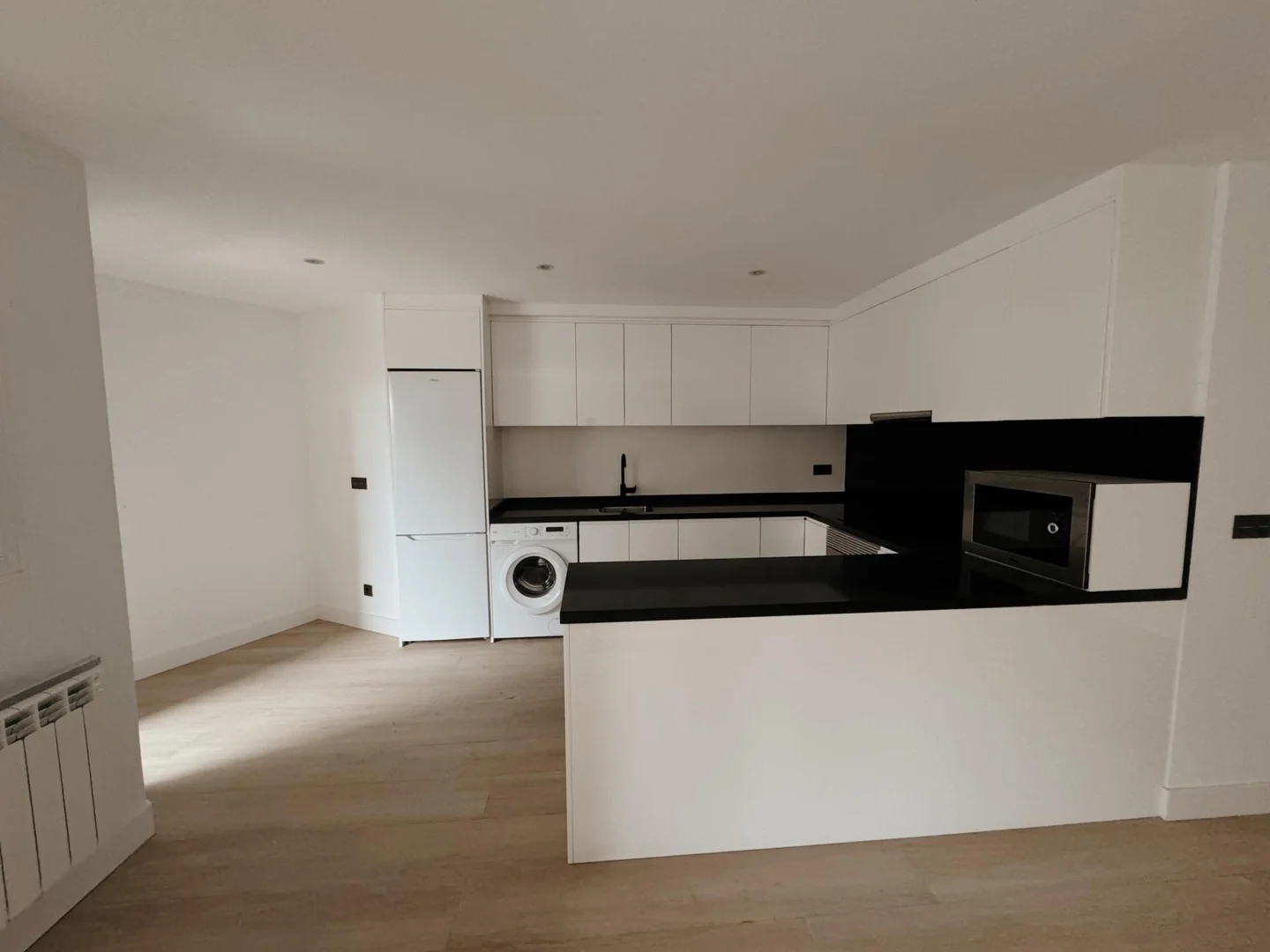 Piso en  Calle de Pedro Rico 27 - Foto 10