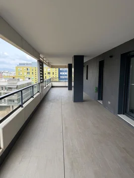 Piso en avenida d'Eduard Maristany, 7 - Foto 4