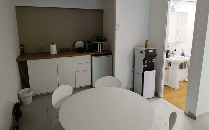 Local en Calle del Pisuerga, 2, La Maternitat i Sant Ramon - Foto 12