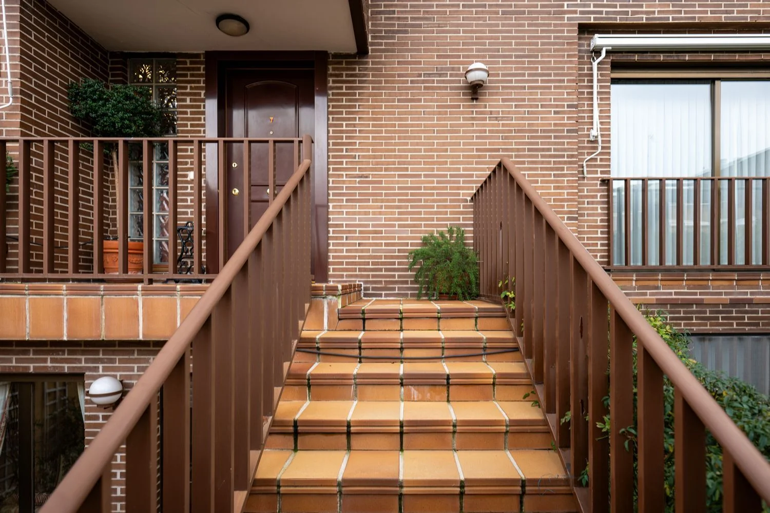 Chalet pareado en calle de Bueso de Pineda, 62 - Foto 2