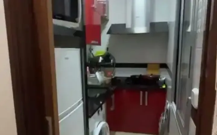 Piso en  Calle de la Reina 9 - Foto 5