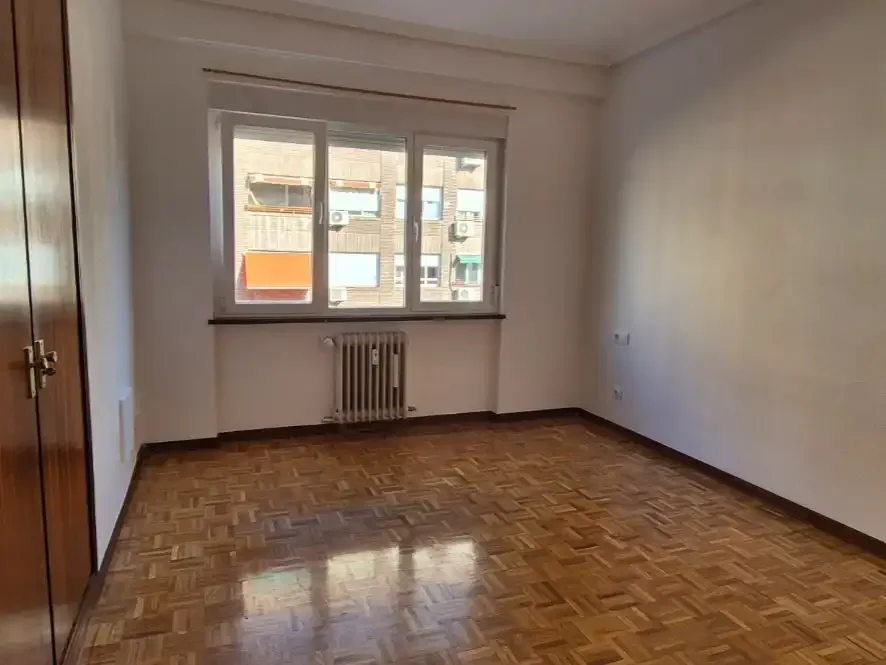 Piso en  Calle del Corazón de María 13 - Foto 5