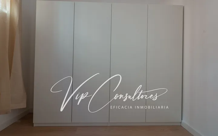 Piso en Calle de Juan de Juanes - Foto 13