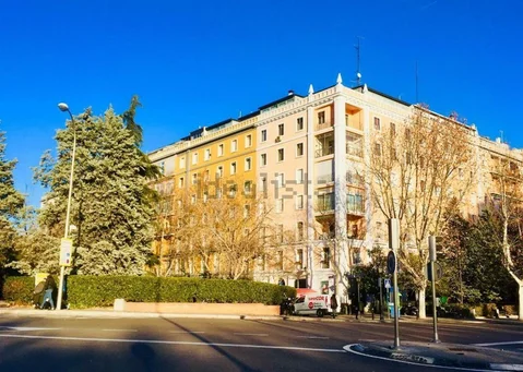 Piso en calle Portal de Belén, 2 - Foto 25