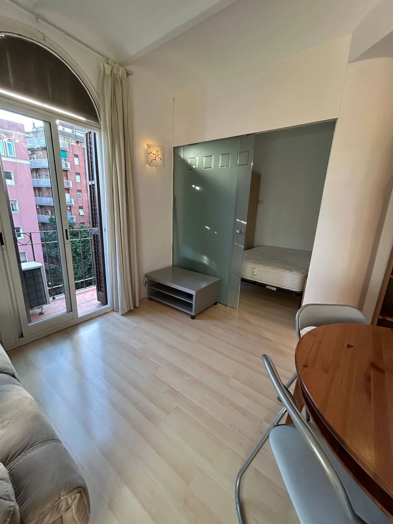Piso en Sants - Foto 4