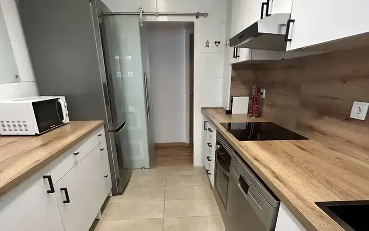 Piso en  Passeig de la Zona Franca 172 - Foto 2