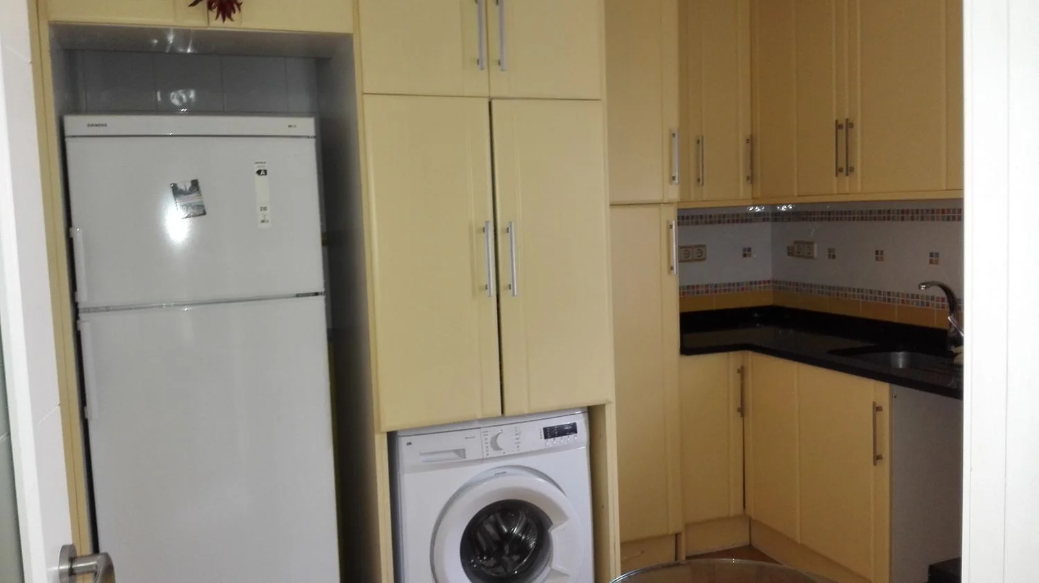 Piso en calle Pradena De Rincón, 23 - Foto 2