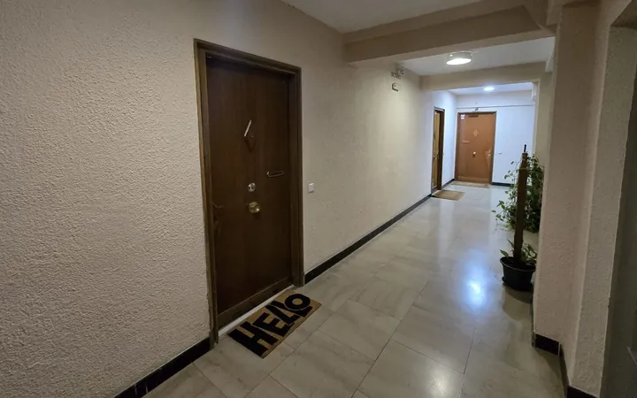 Estudio en Calle de Guzmán el Bueno, Vallehermoso - Foto 15