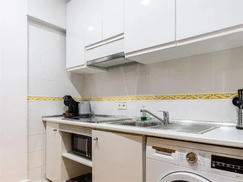 Piso en  Calle de Manuel Fernández y González 7 - Foto 16