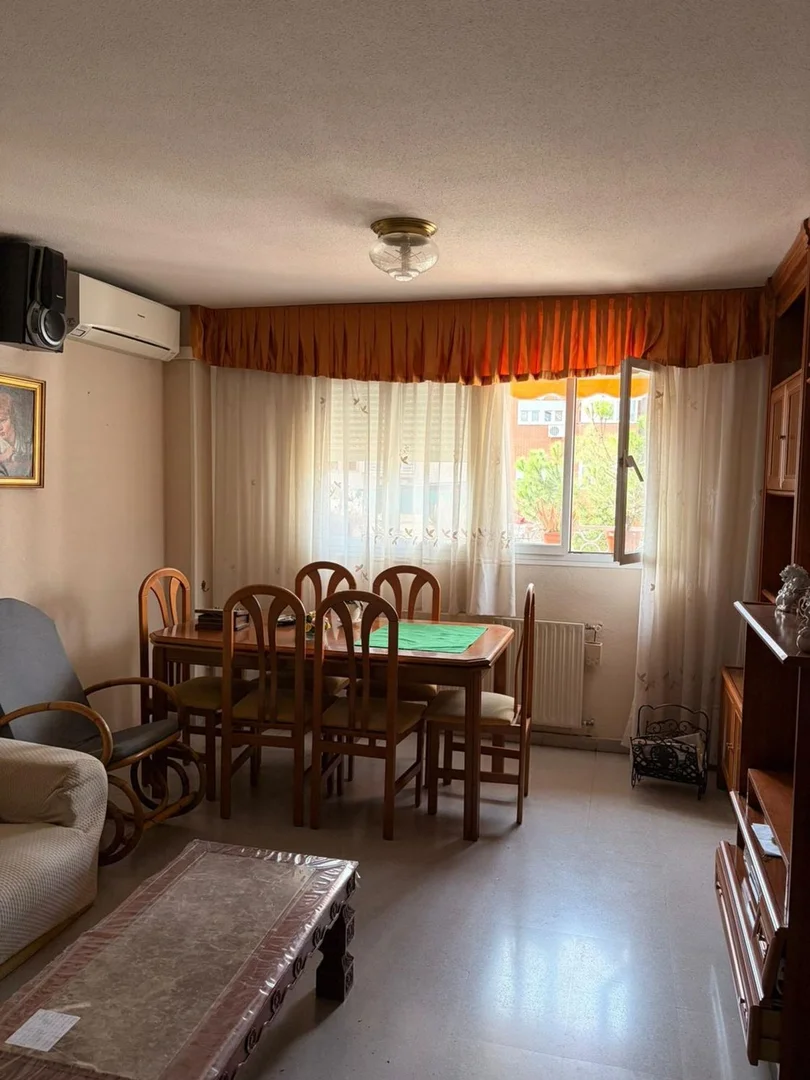 Piso en paseo de la Dirección, 370 - Foto 1