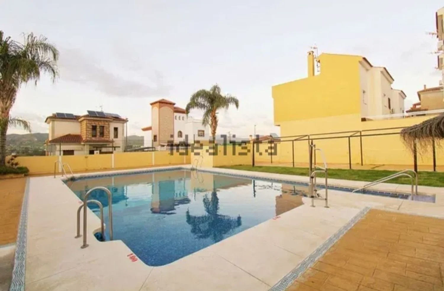 Chalet adosado en Cristóbal Toral, 25 - Foto 2