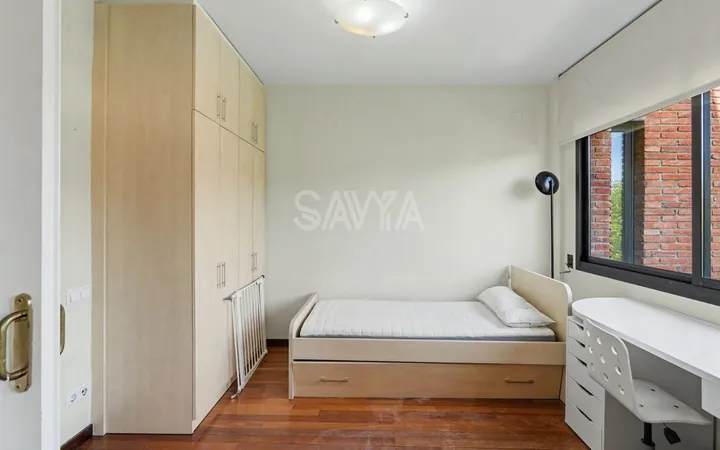 Chalet adosado en Calle de Sant Gaudenci - Foto 44